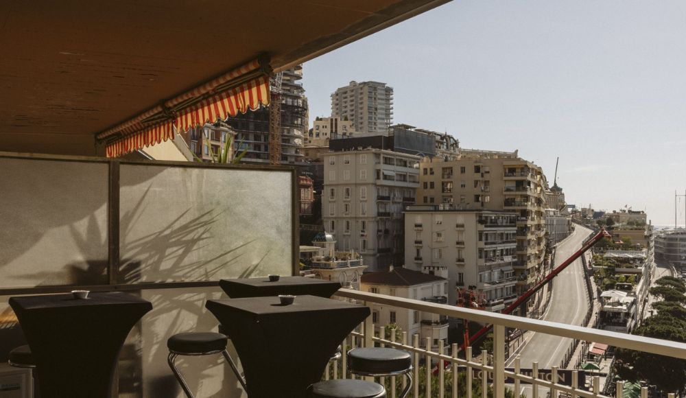 VIP Panorama Balcony 12th Floor